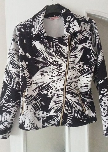 Kadın Siyah Beyaz Desenli Fermuarlı Ceket - Görsel 5