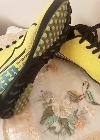 Sarı Erkek Çocuk Sneakers Siyah Detaylı 40 numara - Görsel 5