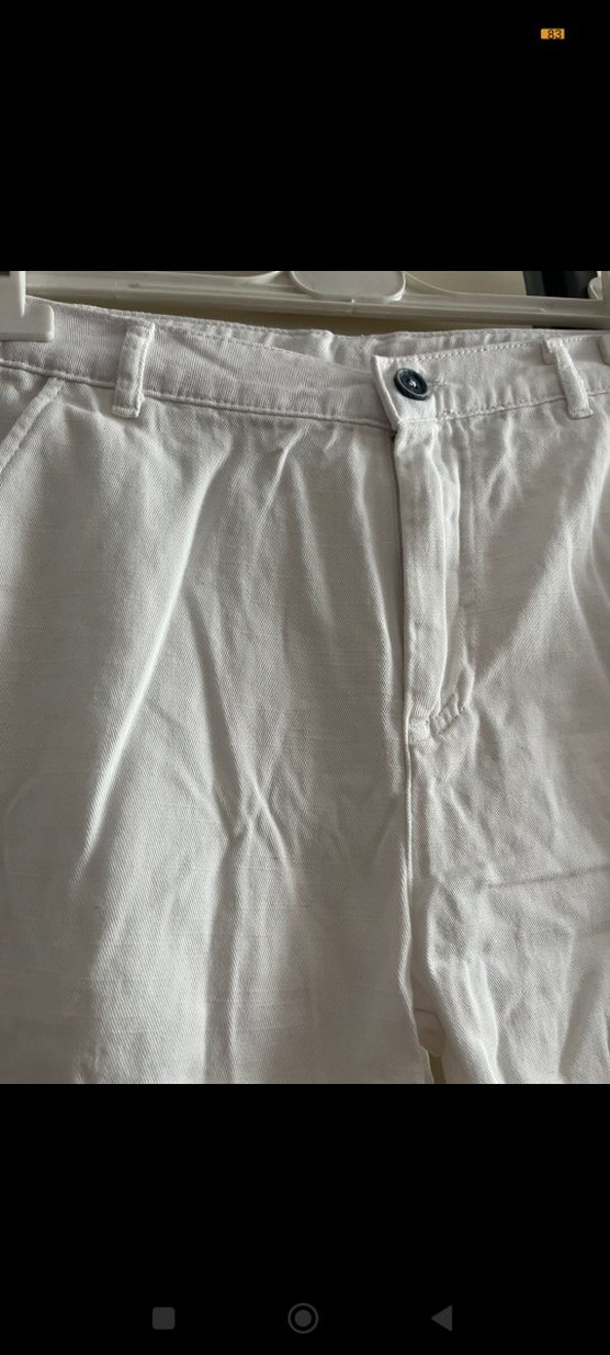 Beyaz Keten Rahat Kesim Mini Şort - Görsel 2