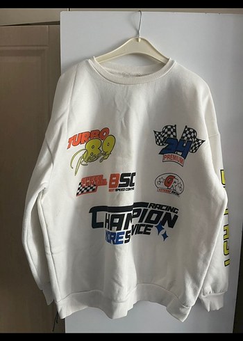 Beyaz Baskılı Detaylı Oversize Sweatshirt - Görsel 7