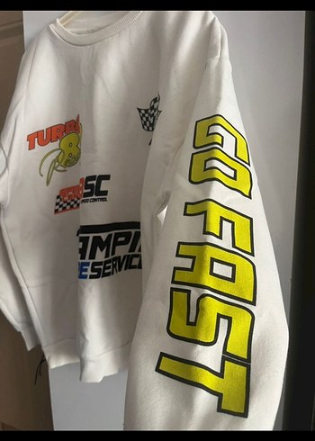 Beyaz Baskılı Detaylı Oversize Sweatshirt - Görsel 4