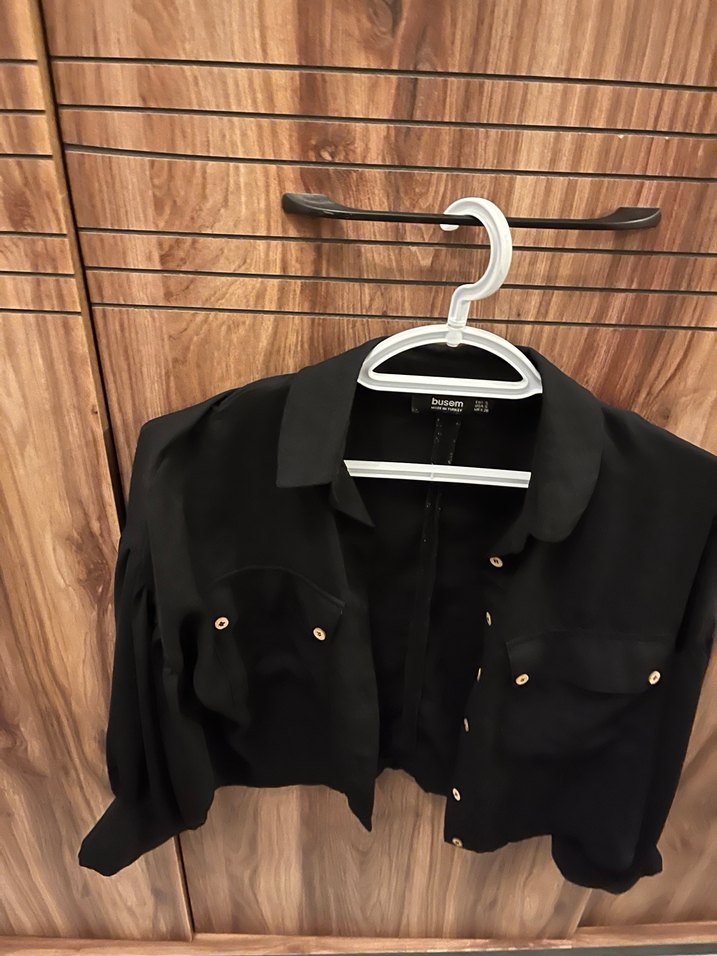 Düğmeli Siyah Kadın Gömlek - Görsel 3