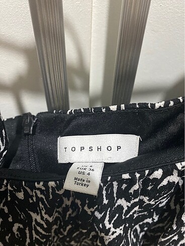 Siyah beyaz desenli elbise - Görsel 3