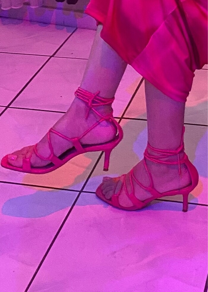 Stradivarius topuklu sandalet - Görsel 5