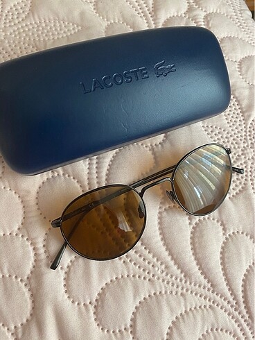 lacoste güneş gözlüğü