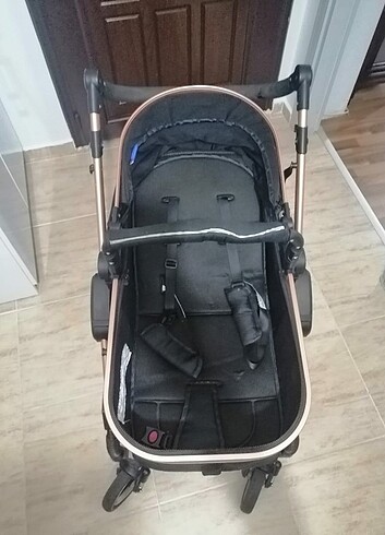 Sıfır ayarında bebek arabası Alman malı