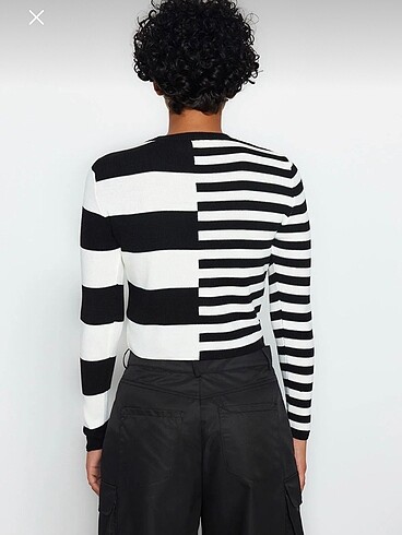 Trendyol & Milla Crop Triko Kazak
