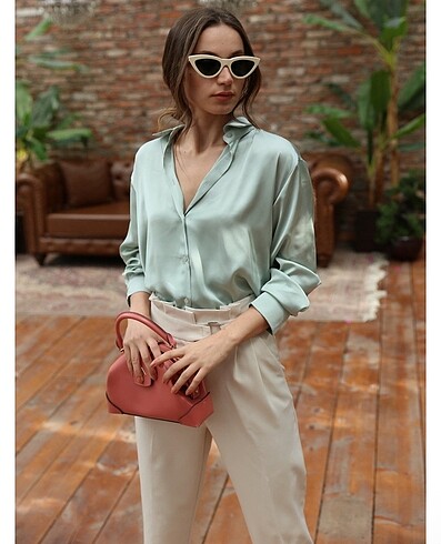 Mint Yeşili Muadil Oversize Saten Gömlek