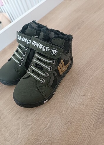LC Waikiki Çoçuk bot
