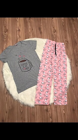 Pijama takımı