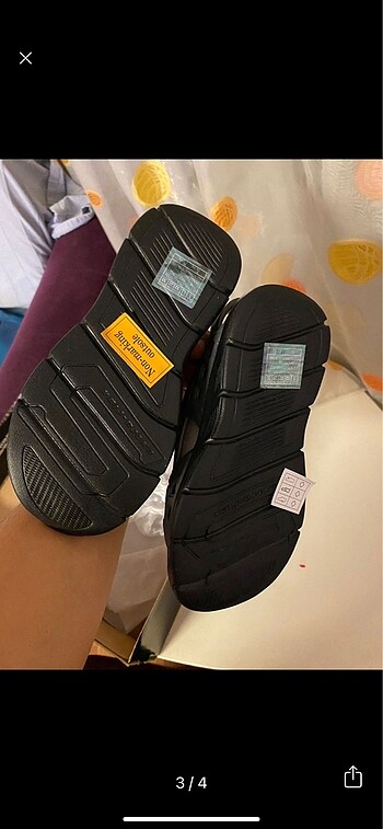 32 Beden gri Renk 32 numara skechers sandalet