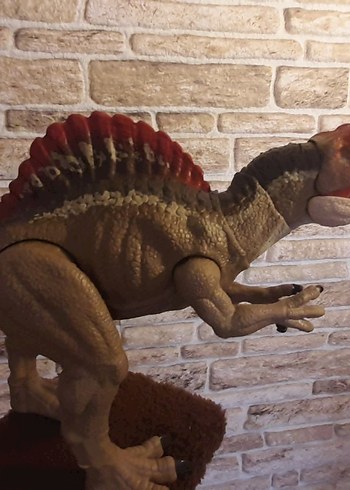  Beden jurassic world spinosaurus