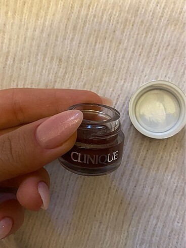 Beden Clinque black honey krem far
