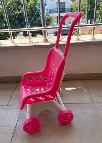 Beden Renkli Pembe Çocuk Sandalyesi