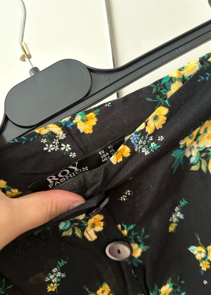 Siyah sarı çiçekli etek - Görsel 3