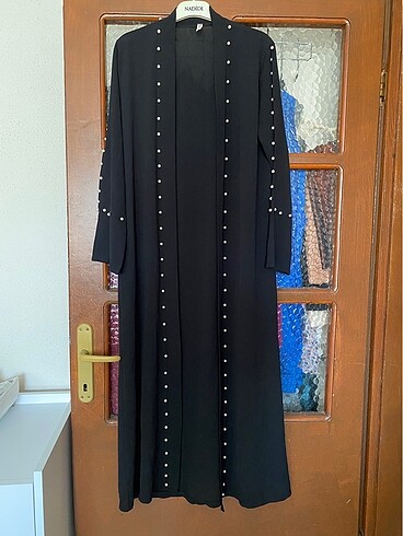 İnci detaylı abaya ceket