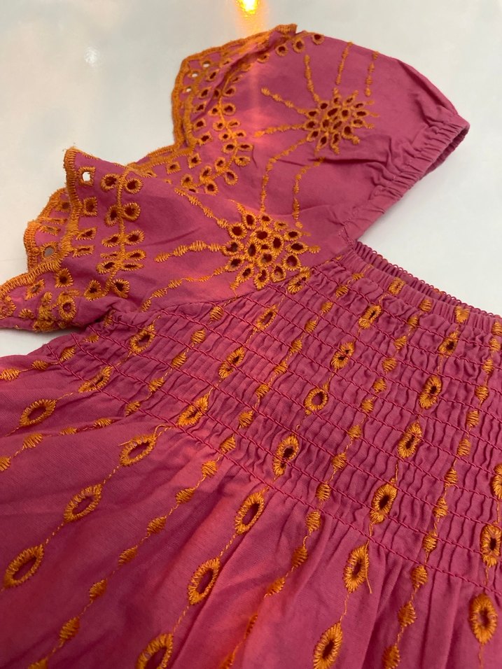 Nakışlı Fırfırlı Pembe Kız Elbisesi - Görsel 2