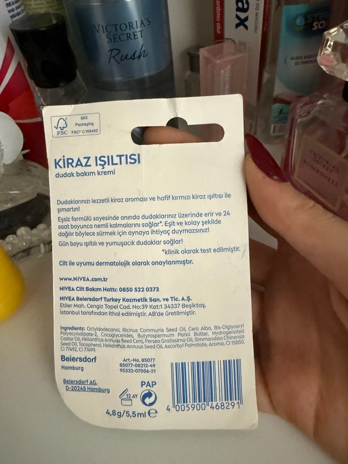 Nivea Kiraz Işıltısı Dudak Koruyucu - Görsel 2