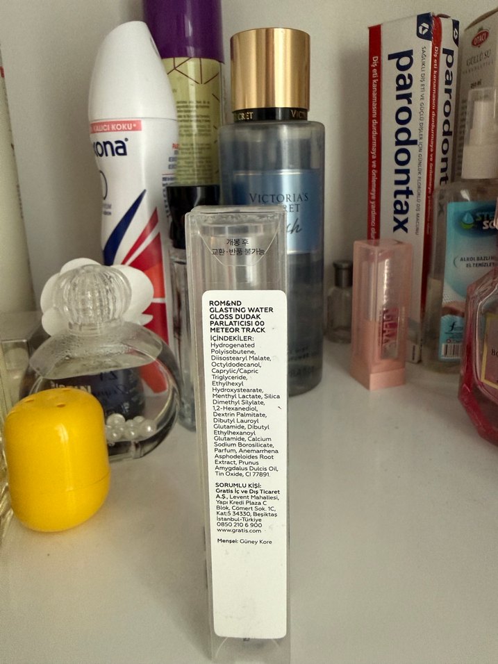 Beyaz Parlak Su Görünümlü Dudak Parlatıcısı - Görsel 2