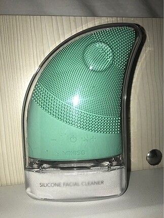 Yüz temizleme cihazı