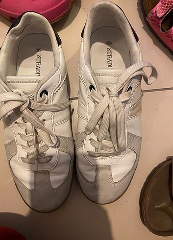 Stradivarius Spor ayakkabı