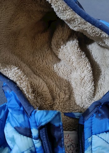 Erkek Çocuk Mavi Kapüşonlu Kürklü Mont - Görsel 6