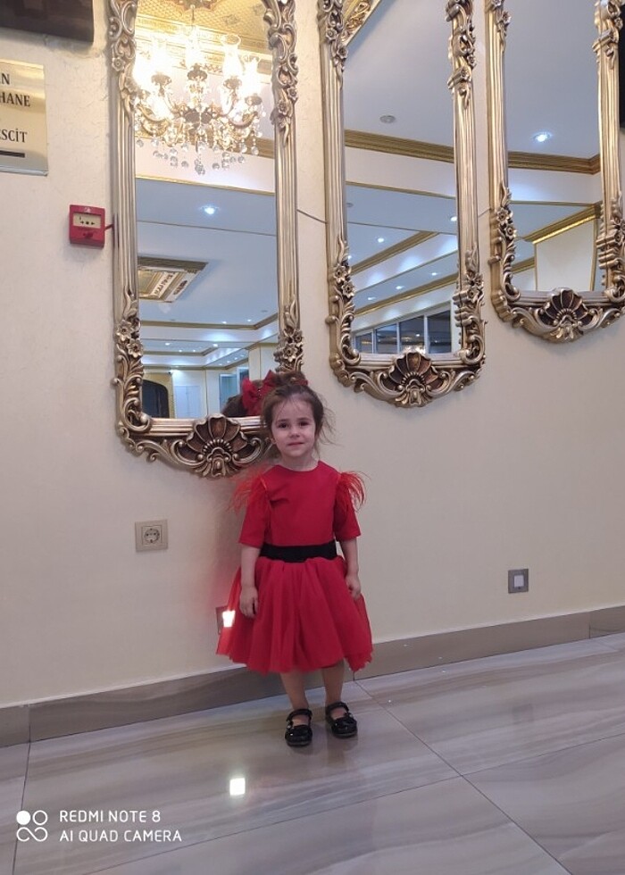 3 yaş kina kıyafeti kırmızı - Görsel 2