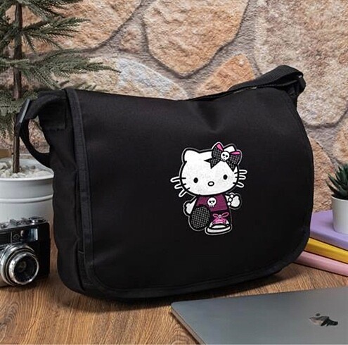 Gothıc Hello Kitty Baskılı Postacı Çanta