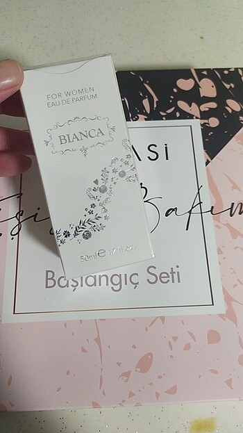 Farmasi bianca parfüm 
