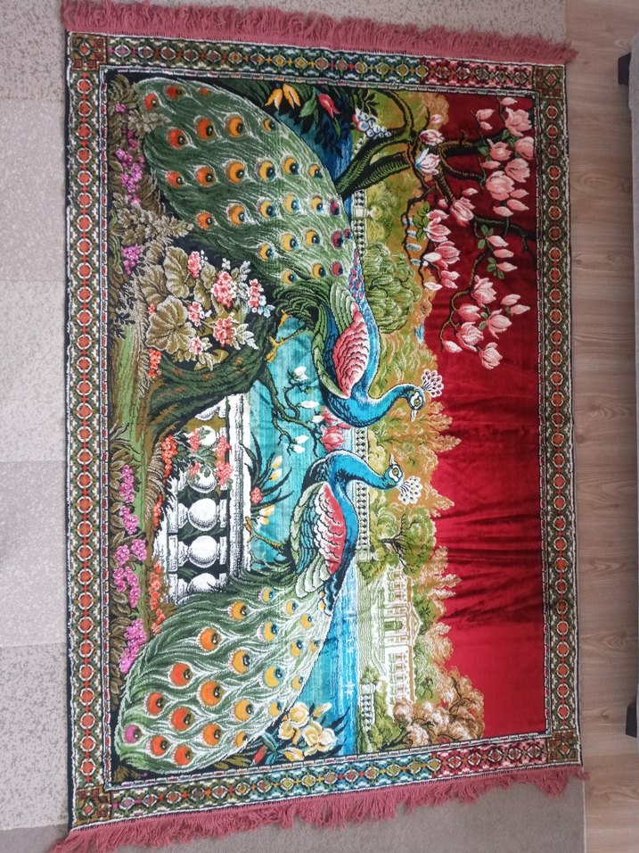 Renkli Desenli Geleneksel Duvar Halısı - Görsel 3