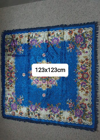 Çok Renkli Desenli Geleneksel Halı - Görsel 2