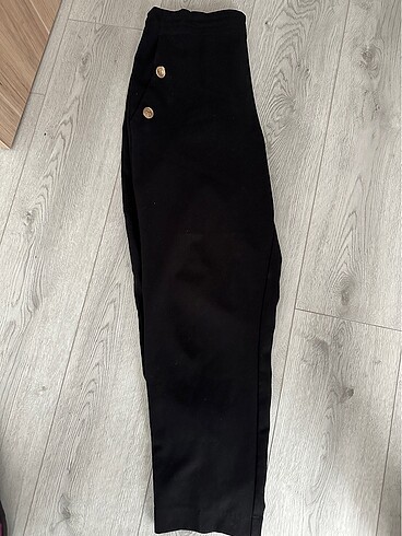 Zara Zara metal düğmeli düz paça pantolon