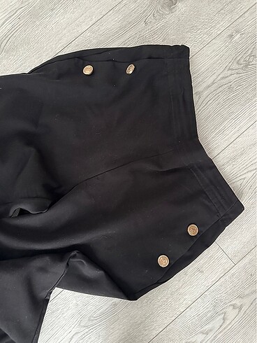 l Beden siyah Renk Zara metal düğmeli düz paça pantolon