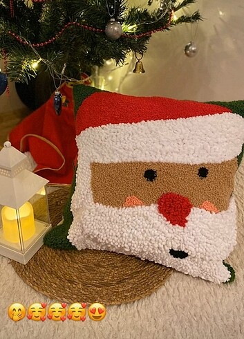 Noel Baba kırlent kılıfı punch işlemesi