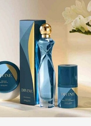 Oriflame divine set