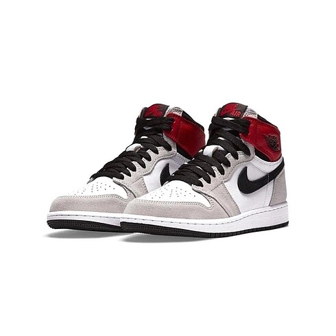 Air Jordan 1 Retro High Light Smoke Grey