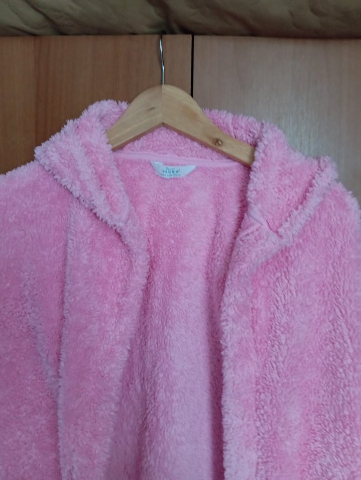 Kız Çocuk Pembe Peluş Sabahlık - Görsel 2