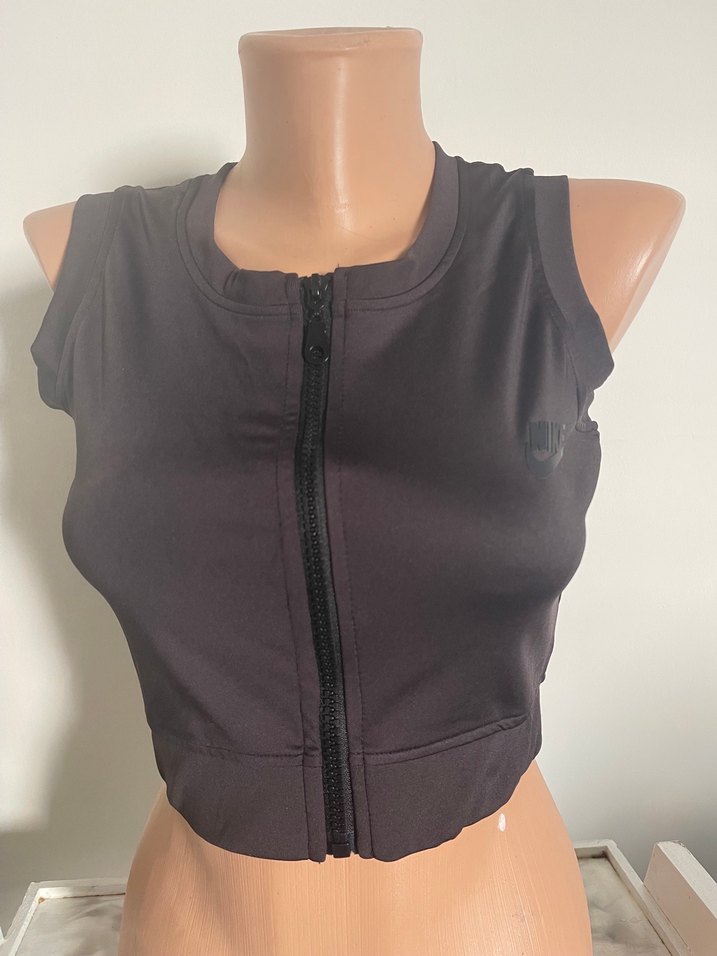 Nike Crop - Görsel 2