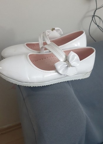 Kızlar için Beyaz Tokalı Bale Ayakkabısı - Görsel 3