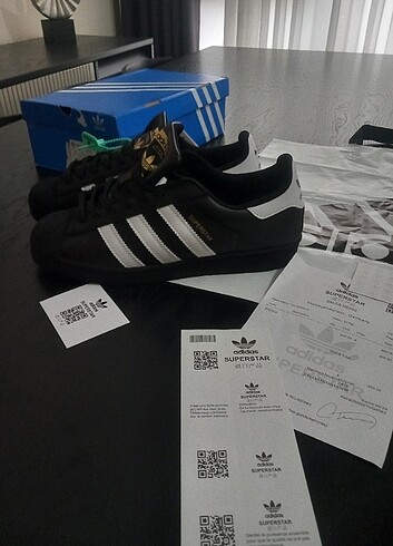 44 Beden siyah Renk Adidas superstar faturali