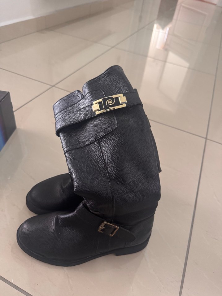 Tokalı Siyah Deri Dizüstü Bot - Görsel 2