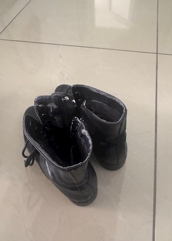 Siyah Deri Goth Tarzı Kadın Botları - Görsel 2