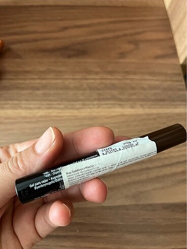  Beden Yves Rocher kaş sabitleyici maskara kahverengi
