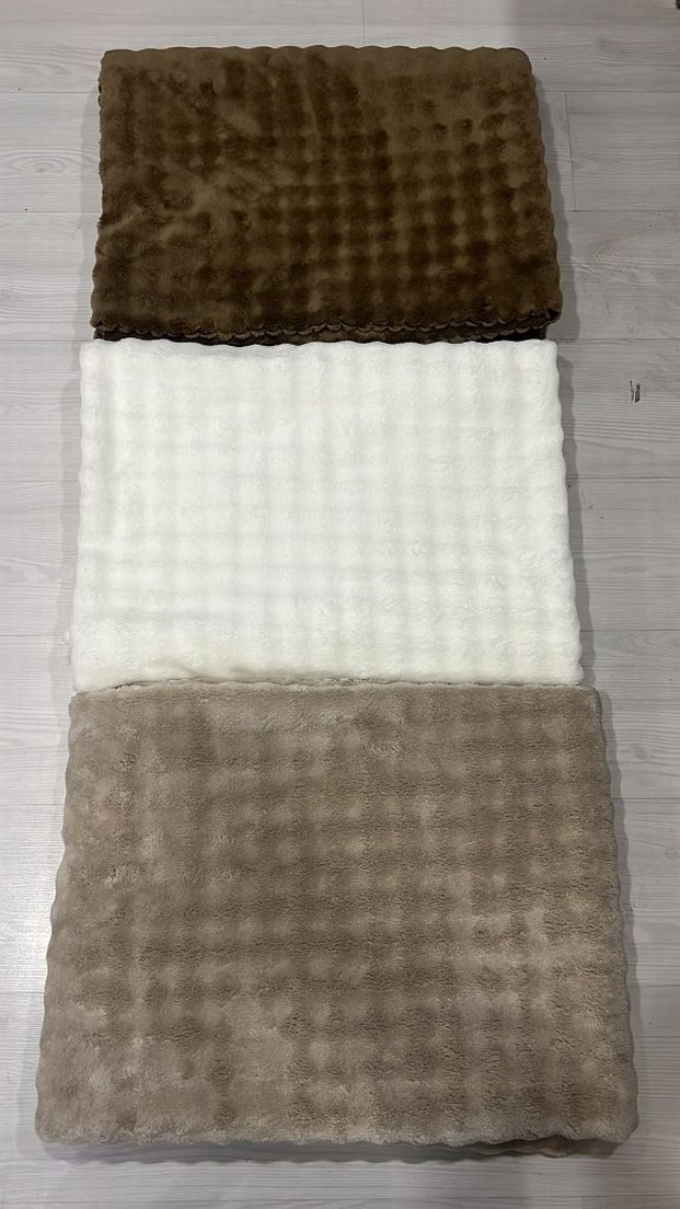 Tavşan Tüyü Kaymaz Koltuk Örtüsü - Görsel 2
