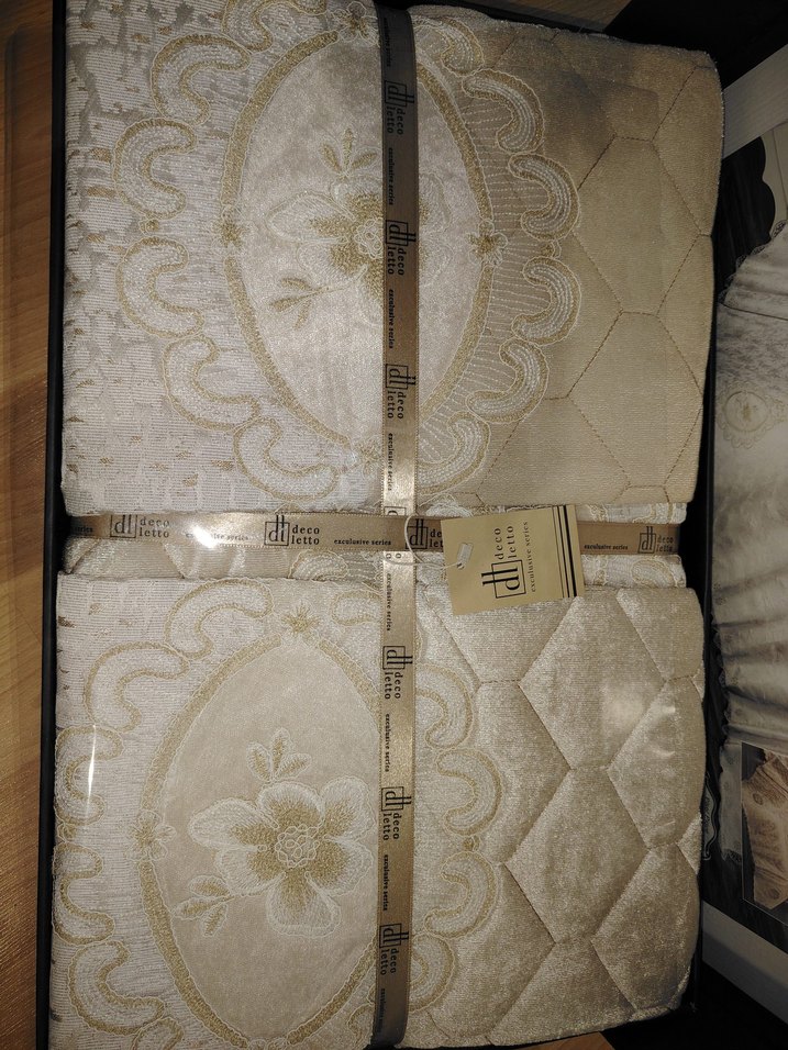 Nakışlı, güpürlü Kadife Yatak Örtüsü / Pike Takımı - Görsel 3