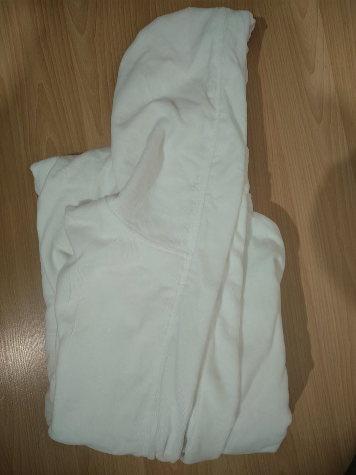 Otel Tipi Kadife Beyaz Bornoz - Görsel 2