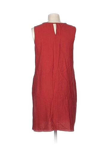m Beden PreLoved Kısa Elbise %70 İndirimli.