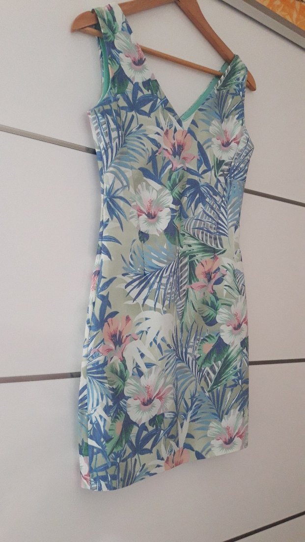 Çiçek Desenli V Yaka Midi Kalem Elbise - Görsel 3