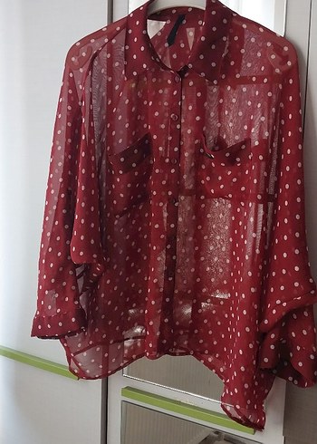 Kırmızı Puantiyeli Düğmeli Kadın Gömlek - Görsel 3