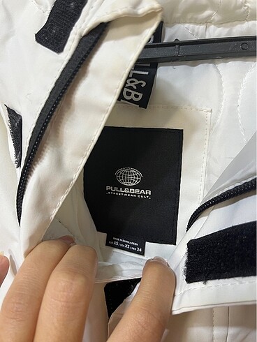 xs Beden beyaz Renk Pull bear mont
